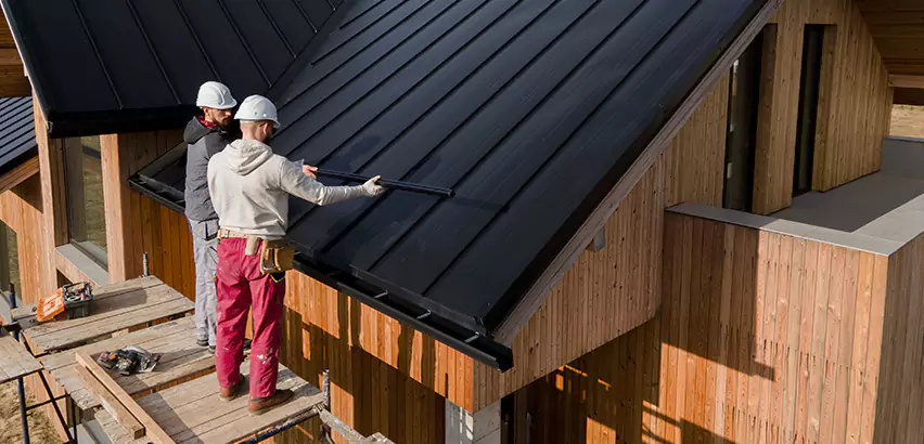 Metal Roof Maintenance in Camp Pendleton